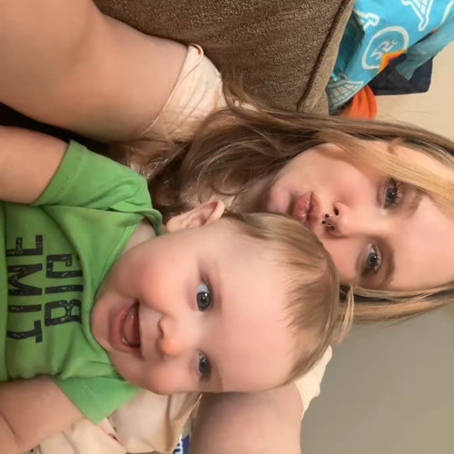 Jordyn L - Schoolcraft College  Babysitter