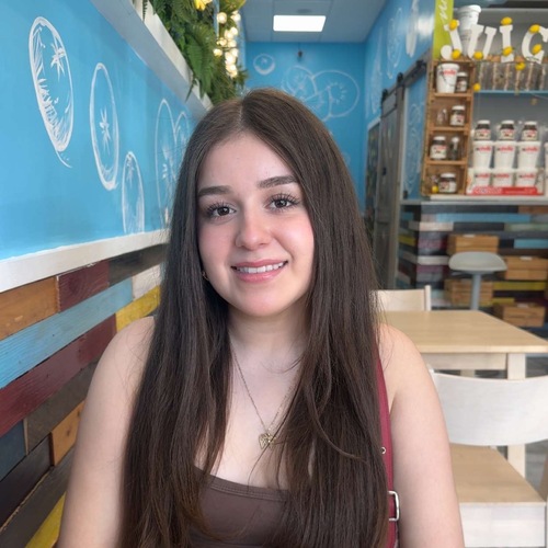 Gabriella N - UNF Babysitter