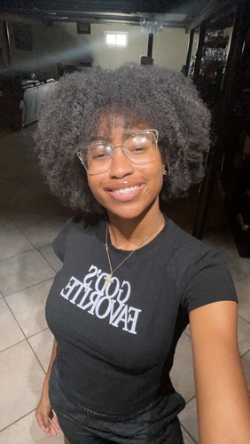 Isabella R - SIUE Babysitter