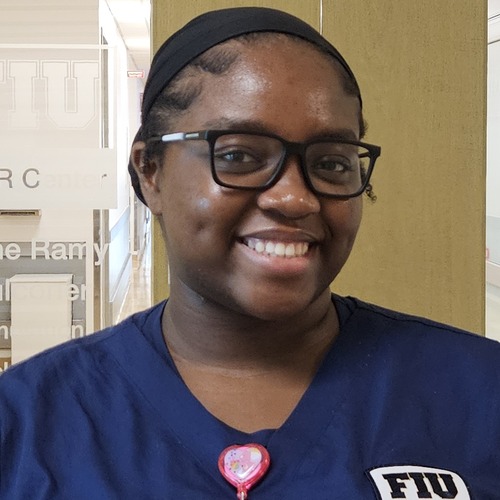 Vanessa A - FIU Babysitter