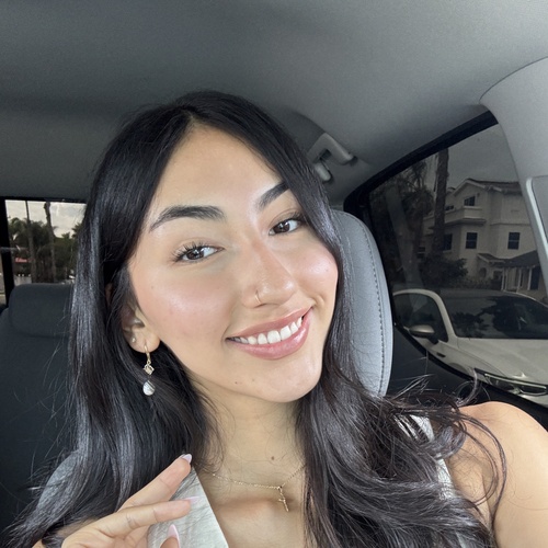 Julissa D - COD Babysitter