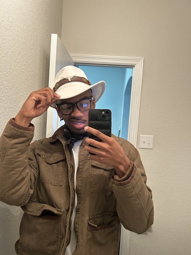 Malachi R - Del State Babysitter