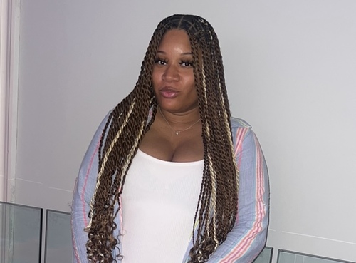 Antoinette H - Oakton Community College  Babysitter