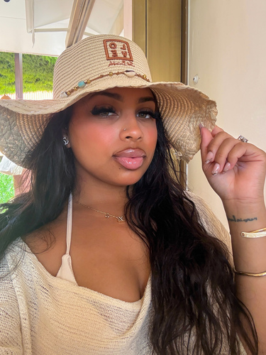 Shaniya Q - Nassau Community College  Babysitter
