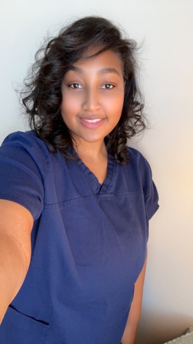 Alexiscya V - KU Babysitter