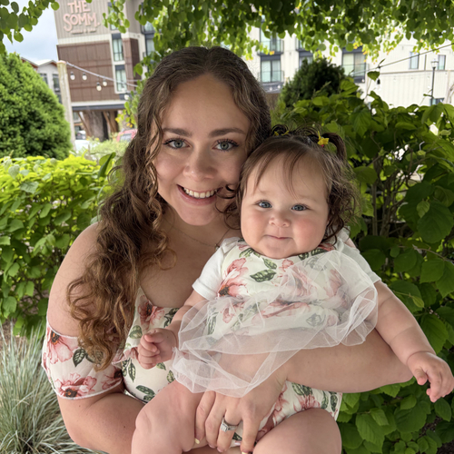 Desirae G - UW Bothell Babysitter