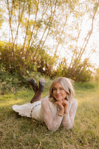 Luxie W - USU Babysitter