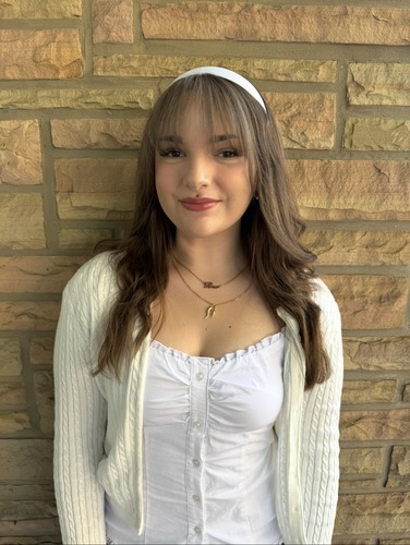 Shyanne M - NEIU Babysitter