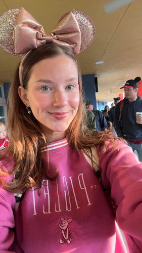 Casey A - University of South Carolina Babysitter