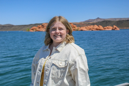 Katelyn J - Dixie State Babysitter