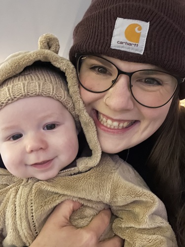 Charis L - Western Washington Babysitter