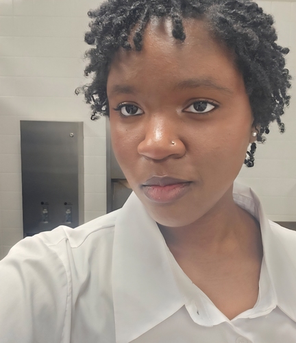 Breiana L - Xavier Babysitter