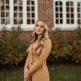 Mandy H – LMU Student Seeking Nanny Jobs