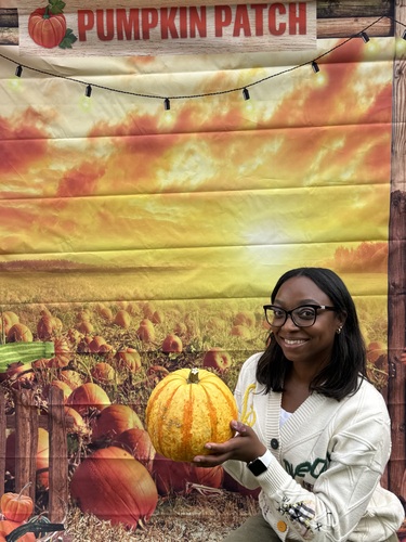 Chelsea G - Florida A&M Babysitter