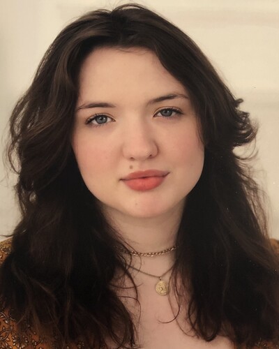 Lauren M - Belmont Babysitter