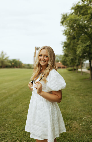 Alison D - Taylor Babysitter