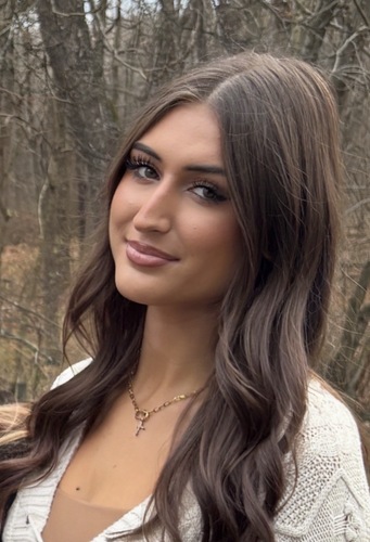 Isabella S - WVU Babysitter