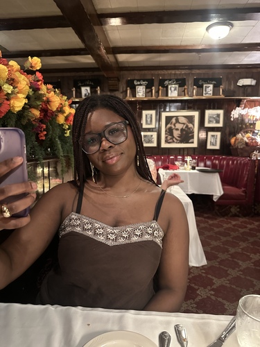 Emily L - UMN Babysitter