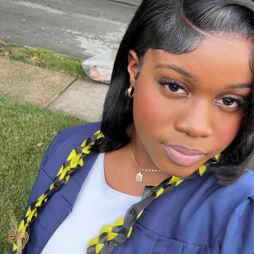 Dedra N - CUNY BMCC Babysitter