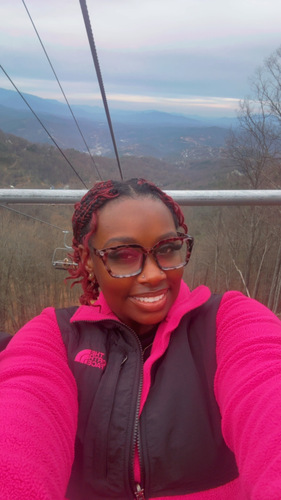 Deborah J - Louisiana Delta Community College Babysitter