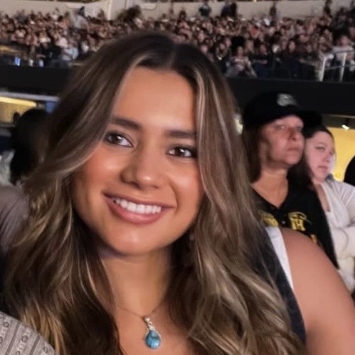 Milana G - Carrington College-Citrus Heights Babysitter
