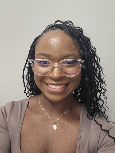 Joy W - Regent Babysitter