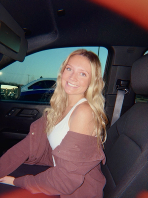 Bailey R - USAO Babysitter