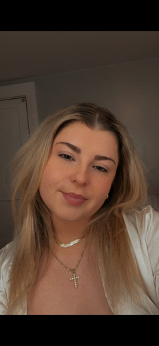 Julie C - Regis Babysitter