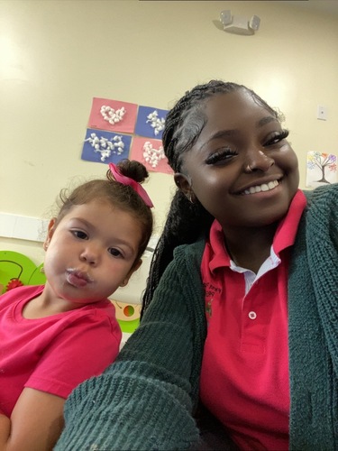 Celine L - Keiser Babysitter