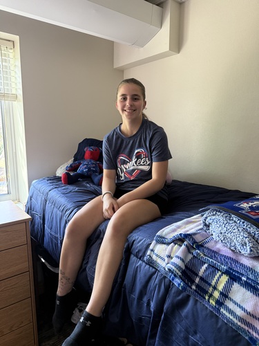 Mia G - Brockport Babysitter