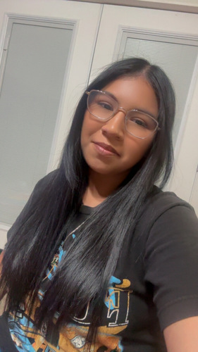 Evelyn R - Fresno City College  Babysitter