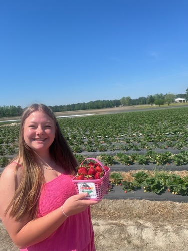 Mackenzie G - College of Southern Maryland  Babysitter