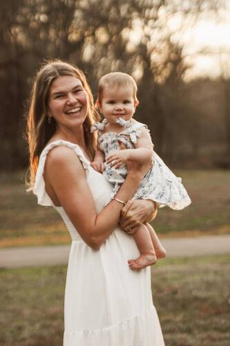 Addison L - USF Babysitter