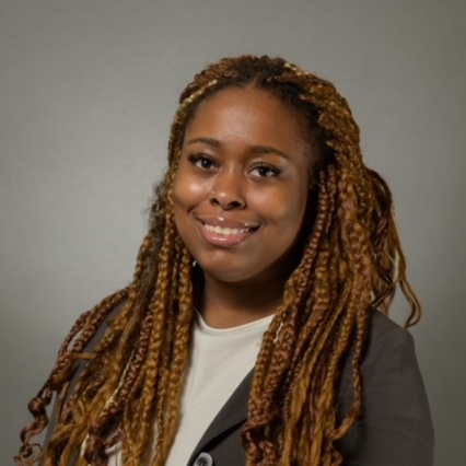 Nia C - UAB Babysitter