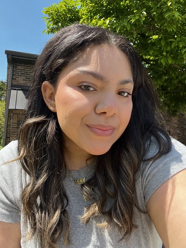 Taylor L - Lipscomb Babysitter