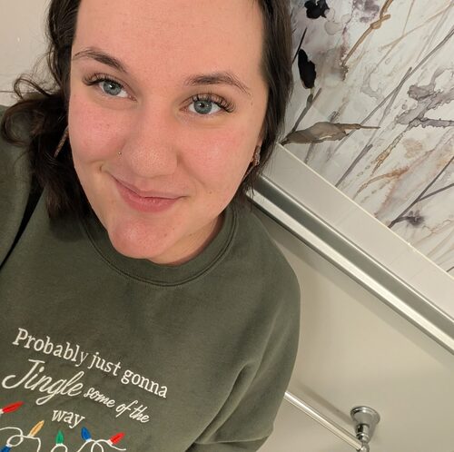 Jocelyn R - Sinclair Babysitter