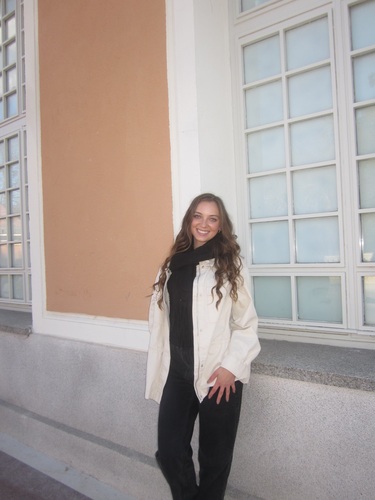 Merae H - Redlands Babysitter