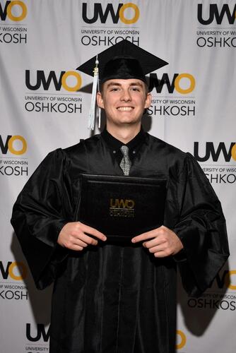 Daunte U - UW Oshkosh Babysitter