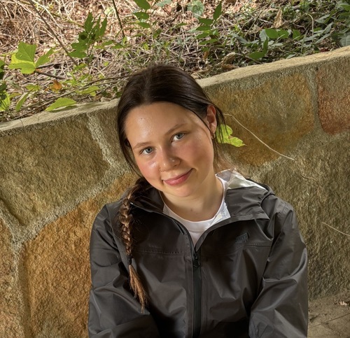 Jolie R - Western Carolina Babysitter