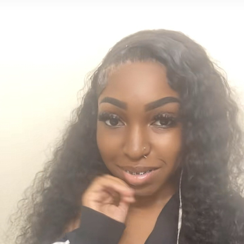 Rodjahnee W - Valencia Babysitter