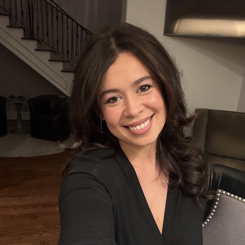 Annalisa T - Baylor Babysitter