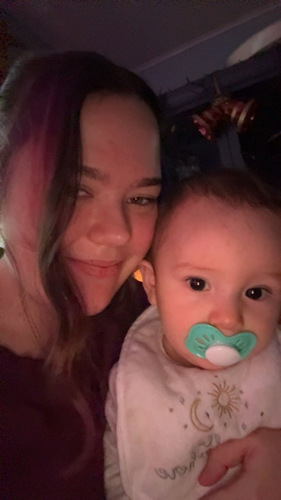 Eve M - Itawamba Community College  Babysitter