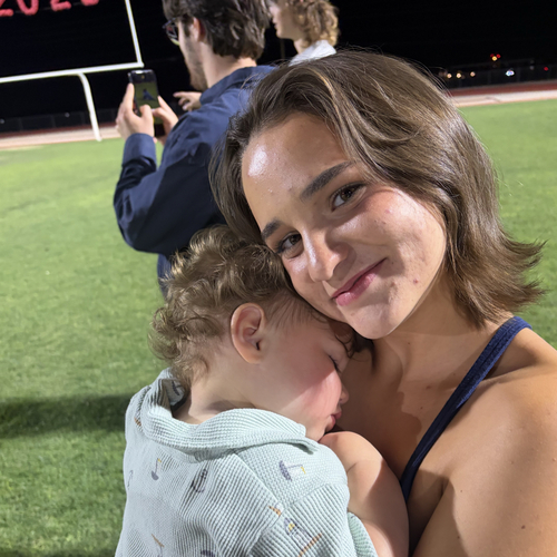 Lydia C - Aveda Institute Phoenix Babysitter