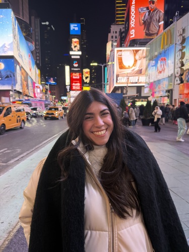 Angeles L - TWU Babysitter