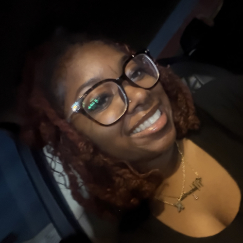 Makiya W - Itawamba Community College  Babysitter