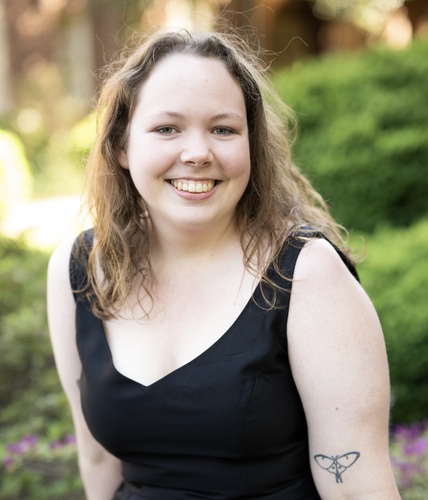 Elizabeth B - GWU Babysitter