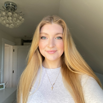 Nora B - UMass-Dartmouth Babysitter