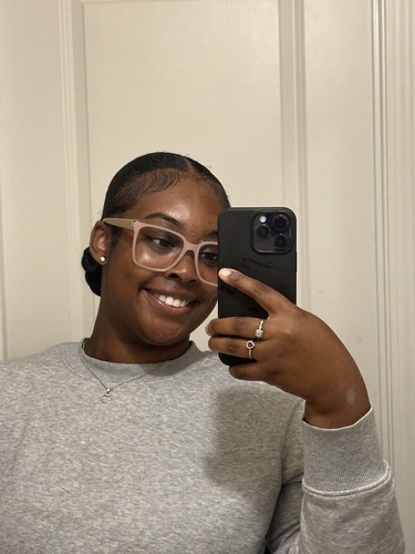 Ayanna B - Piedmont Community College  Babysitter