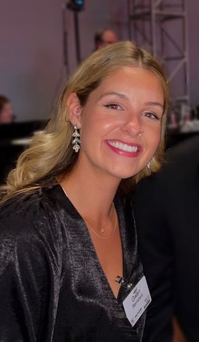 Gwen B - UMN Babysitter