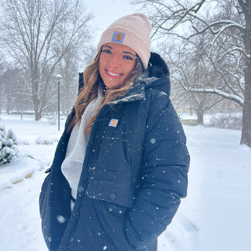 Miranda H - K-State Babysitter